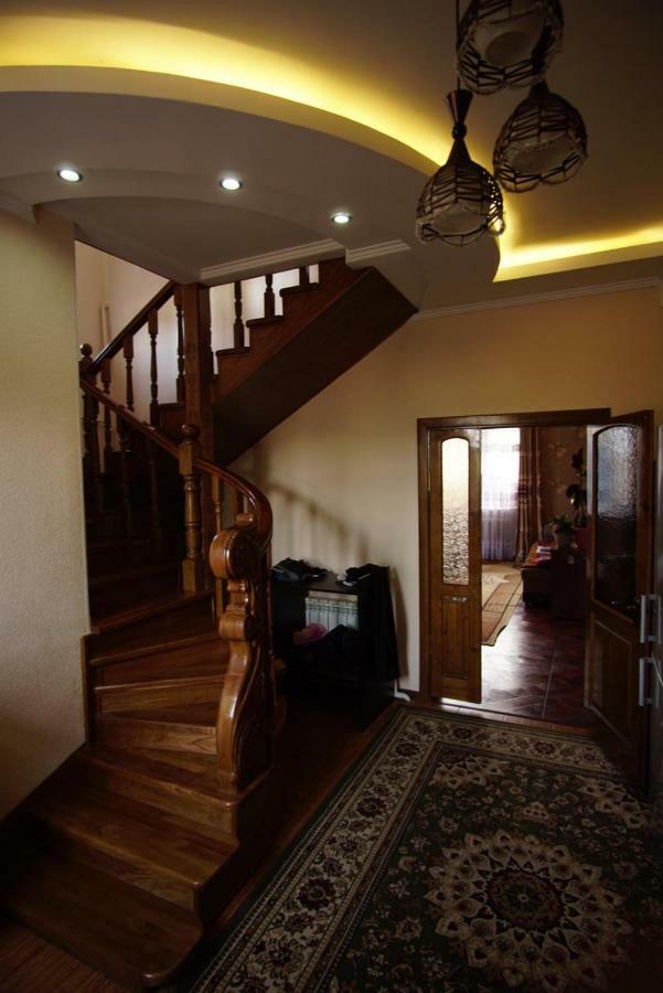 Bed and Breakfast Ecoulan Kochkor Екстер'єр фото